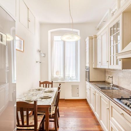Holiday House La Spezia Bagian luar foto