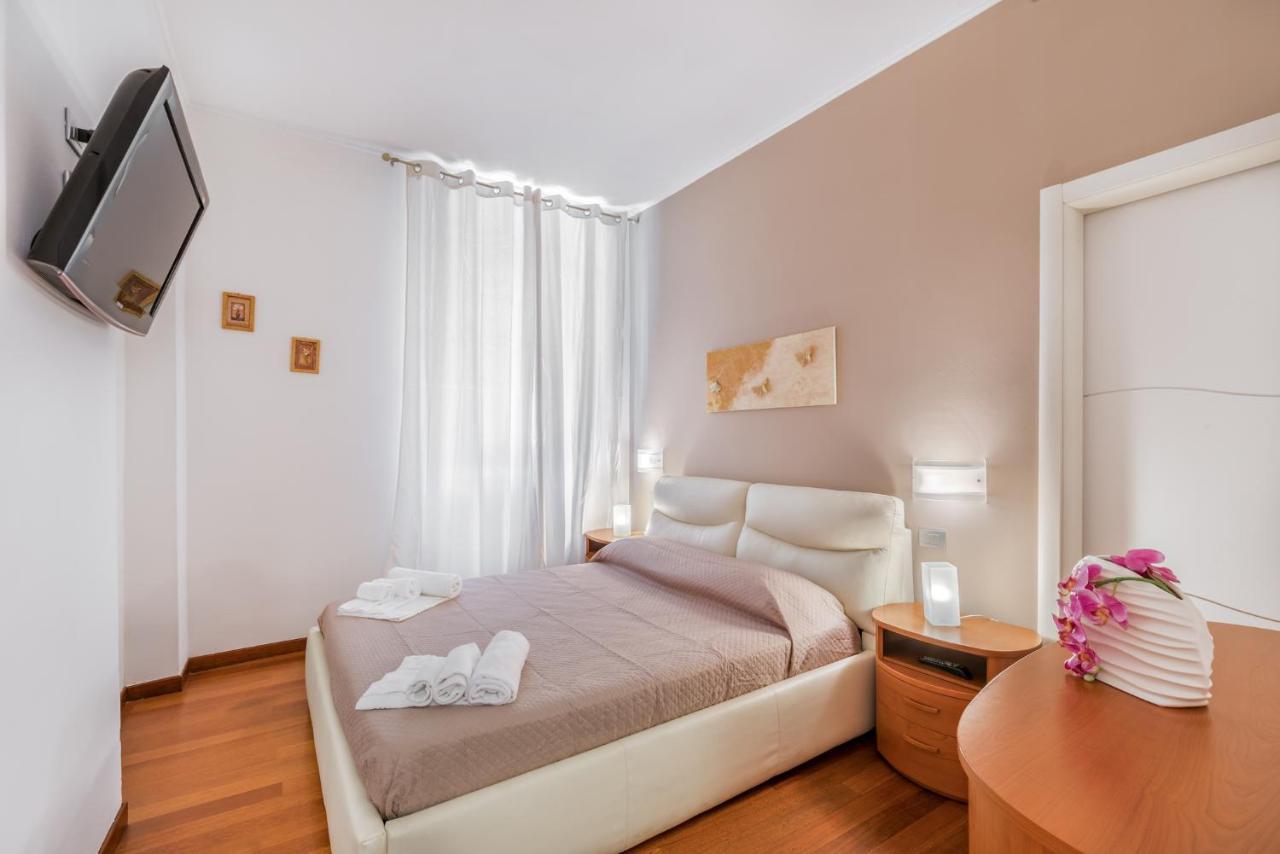 Holiday House La Spezia Bagian luar foto